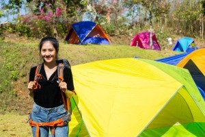 Sonhar que está em um acampamento Sonhar que está em um acampamento