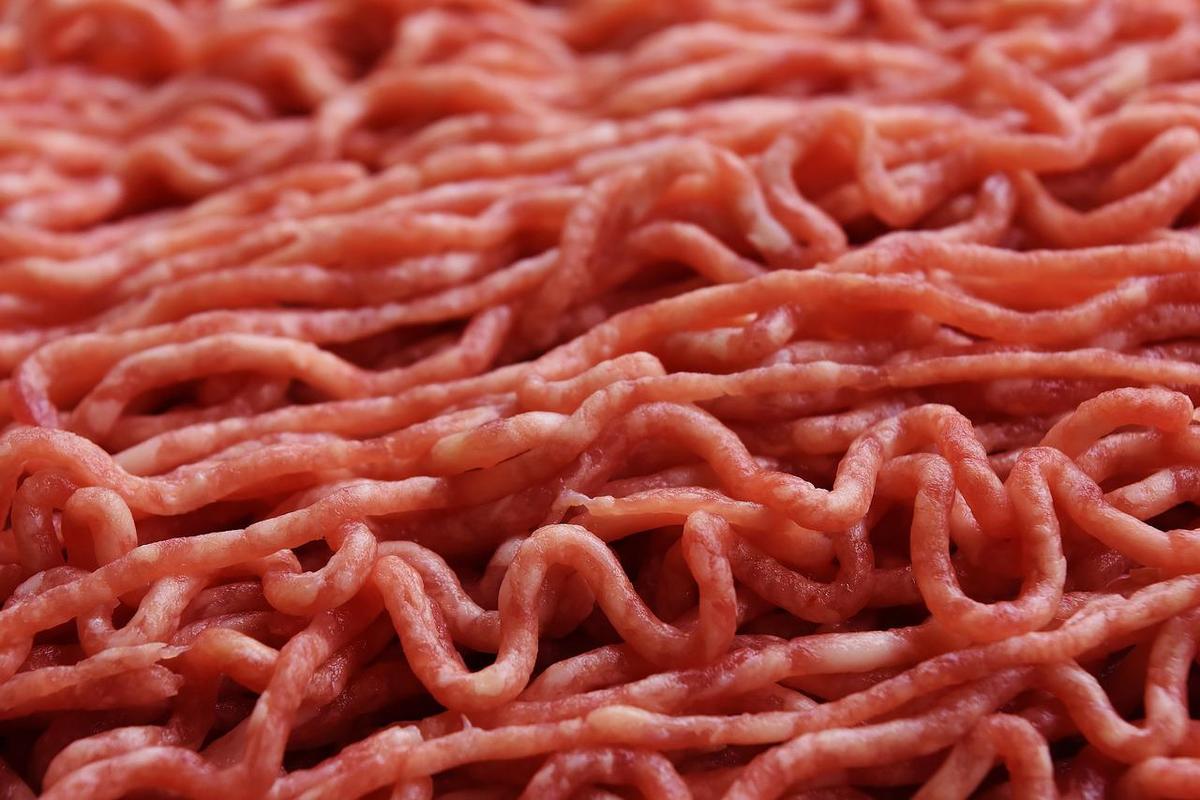Sonhar com carne moída vermelha Carne moída vermelha